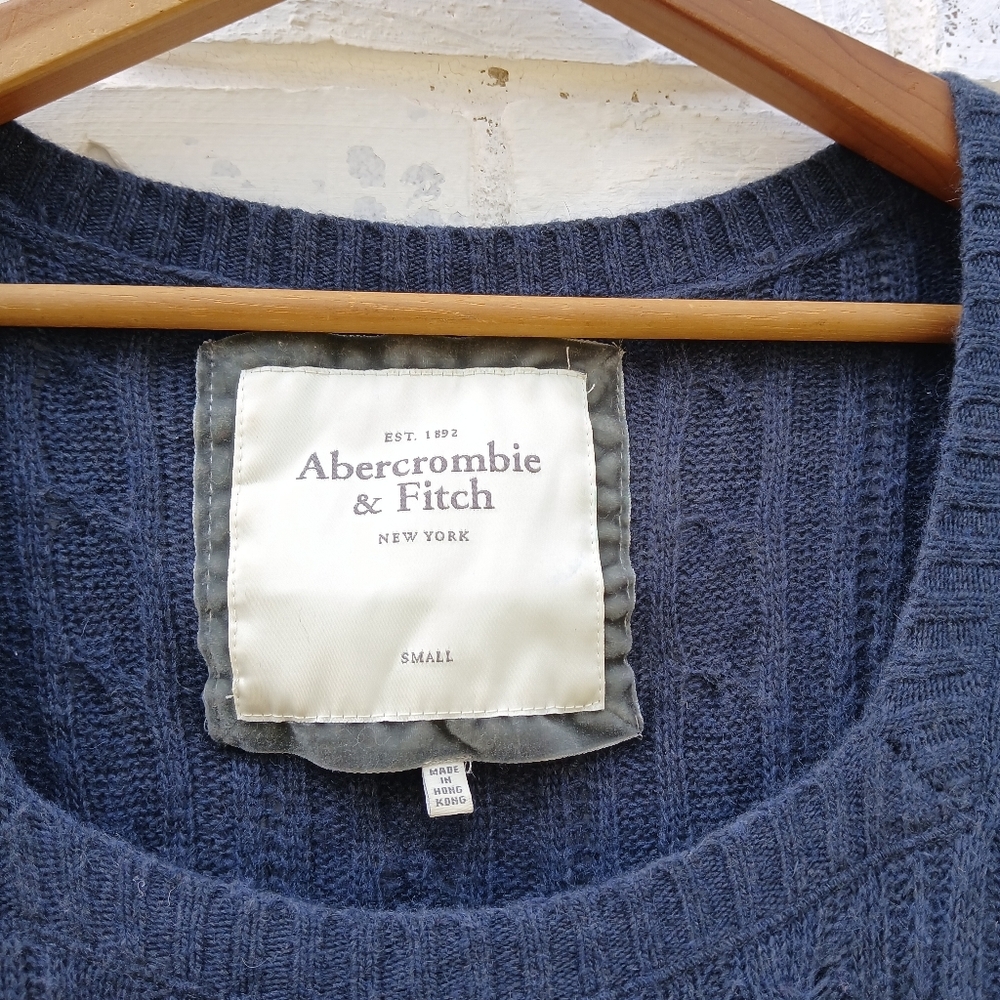 Vintage Y2K Abercrombie & Fitch Babydoll Cable Knit Sweater - Picture 2 of 6